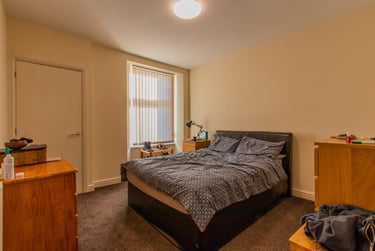 1 bed house, Newport Road, City Centre, Cardiff, CF241AH - Image 3